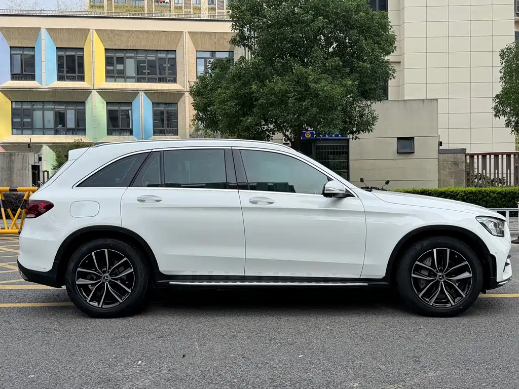 Mercedes-Benz GLC — фото 18