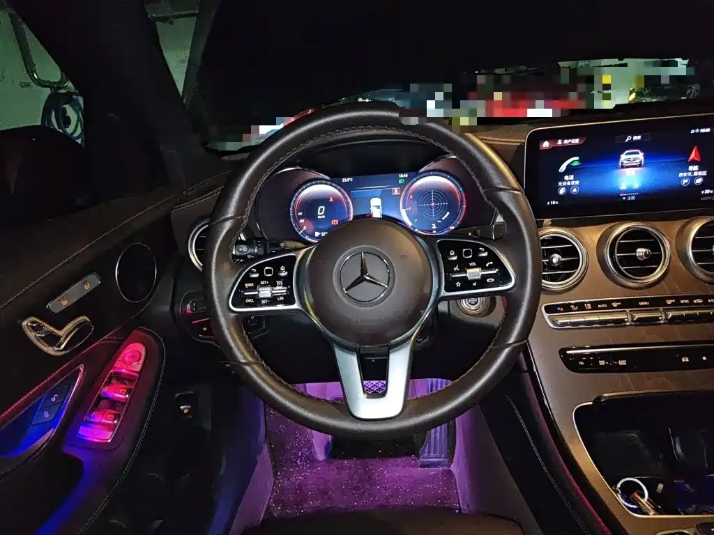 Mercedes-Benz GLC — фото 11
