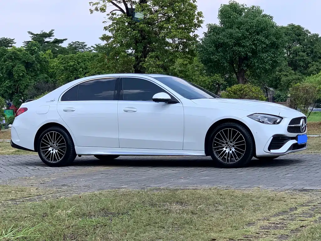 Mercedes-Benz C-Class — фото 3