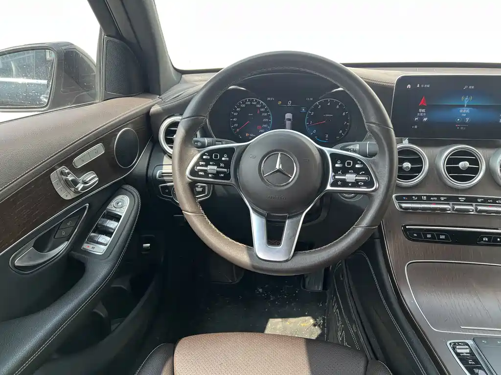 Mercedes-Benz GLC — фото 5