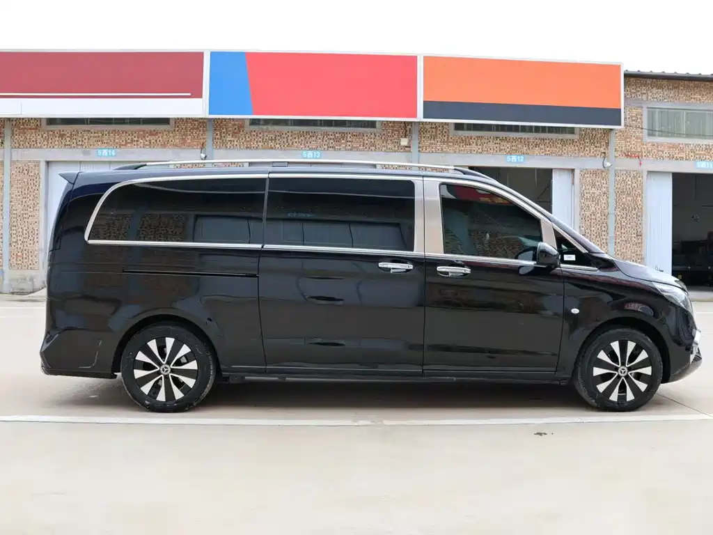 Mercedes-Benz Vito — фото 14