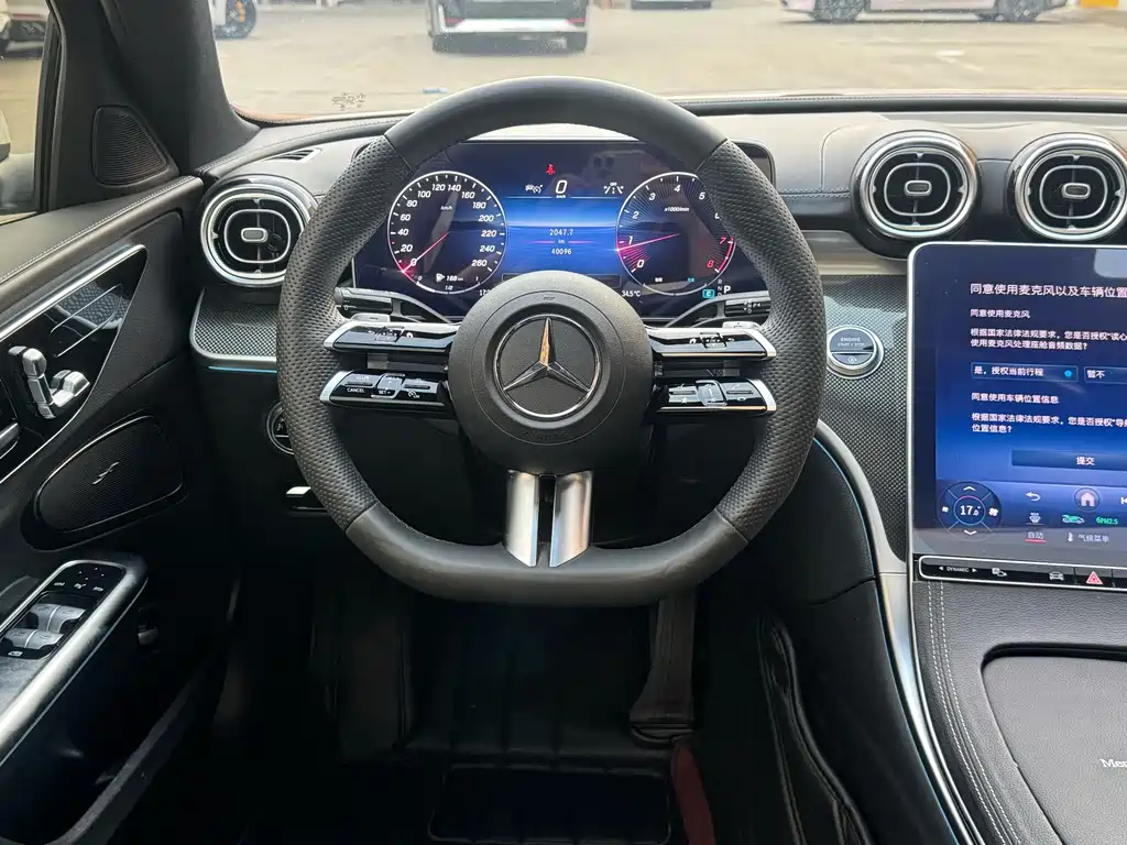 Mercedes-Benz C-Class — фото 11