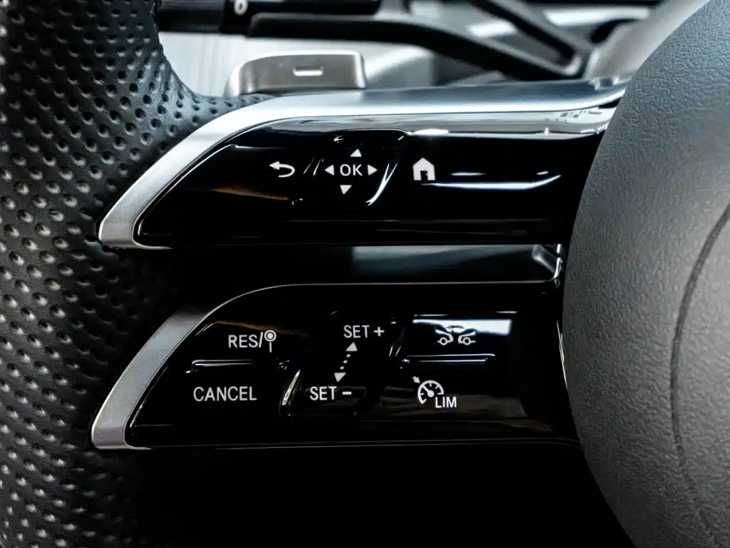 Mercedes-Benz C-Class — фото 17