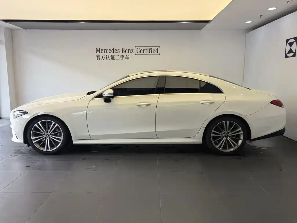 Mercedes-Benz CLS — фото 3
