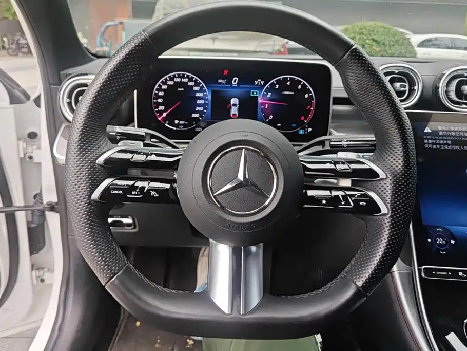 Mercedes-Benz C-Class — фото 15