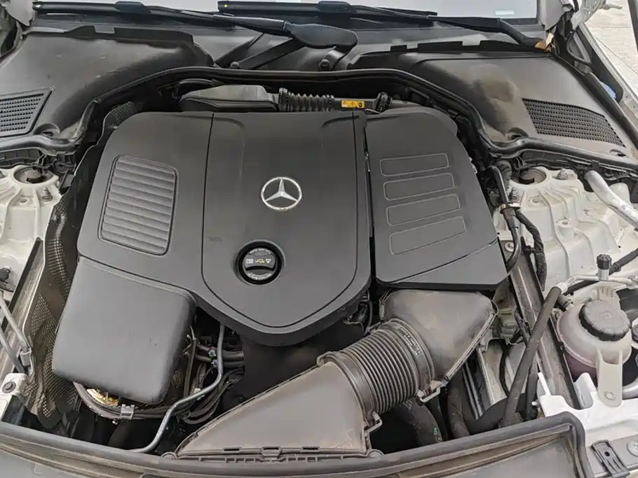 Mercedes-Benz C-Class — фото 10