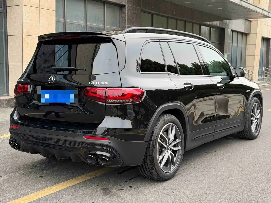 Mercedes-Benz GLB AMG — фото 4