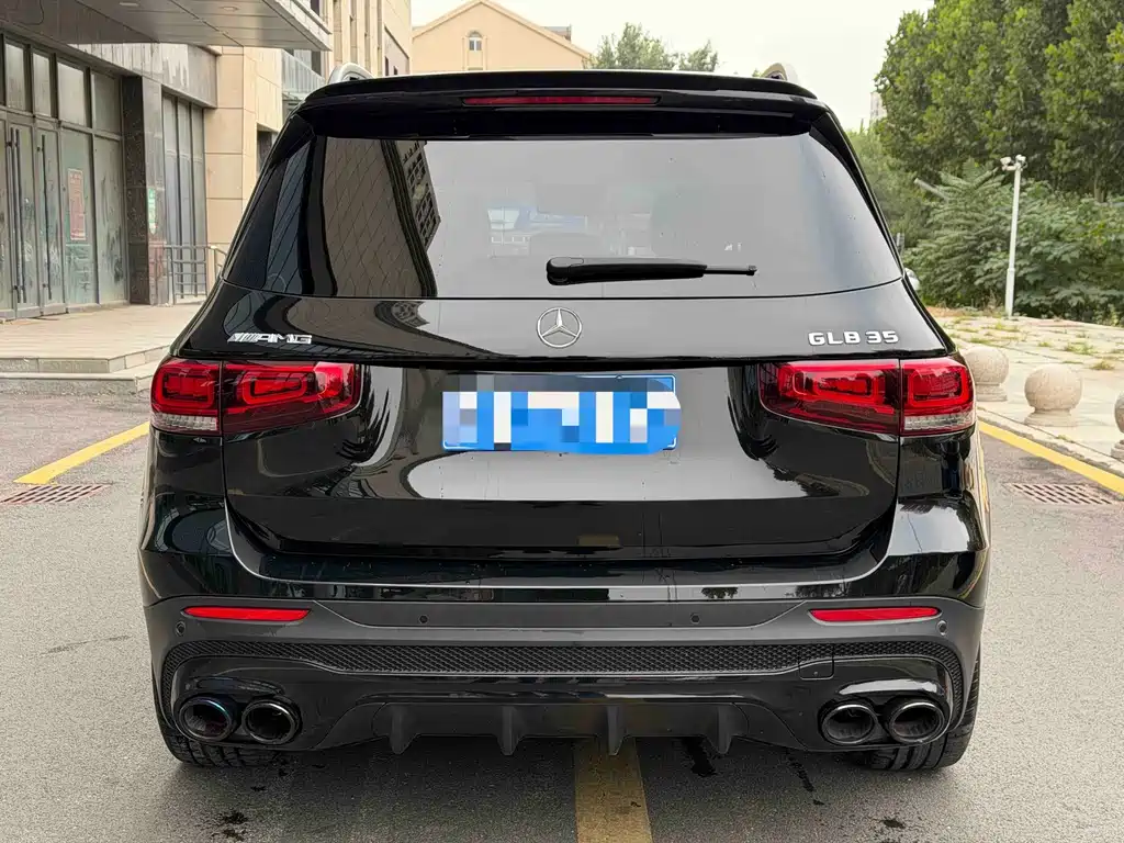Mercedes-Benz GLB AMG — фото 5
