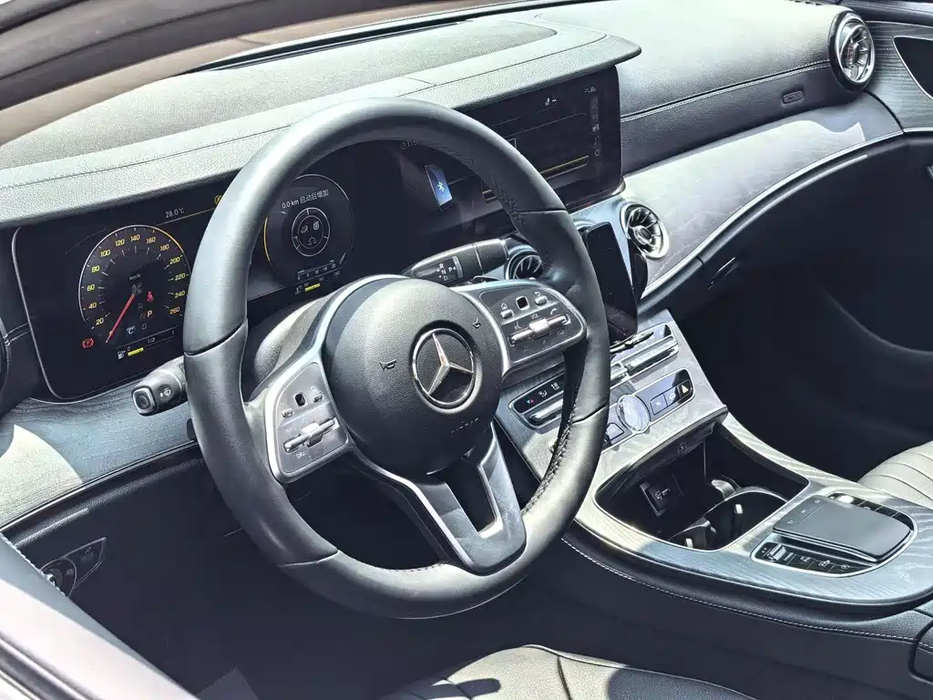 Mercedes-Benz CLS — фото 3