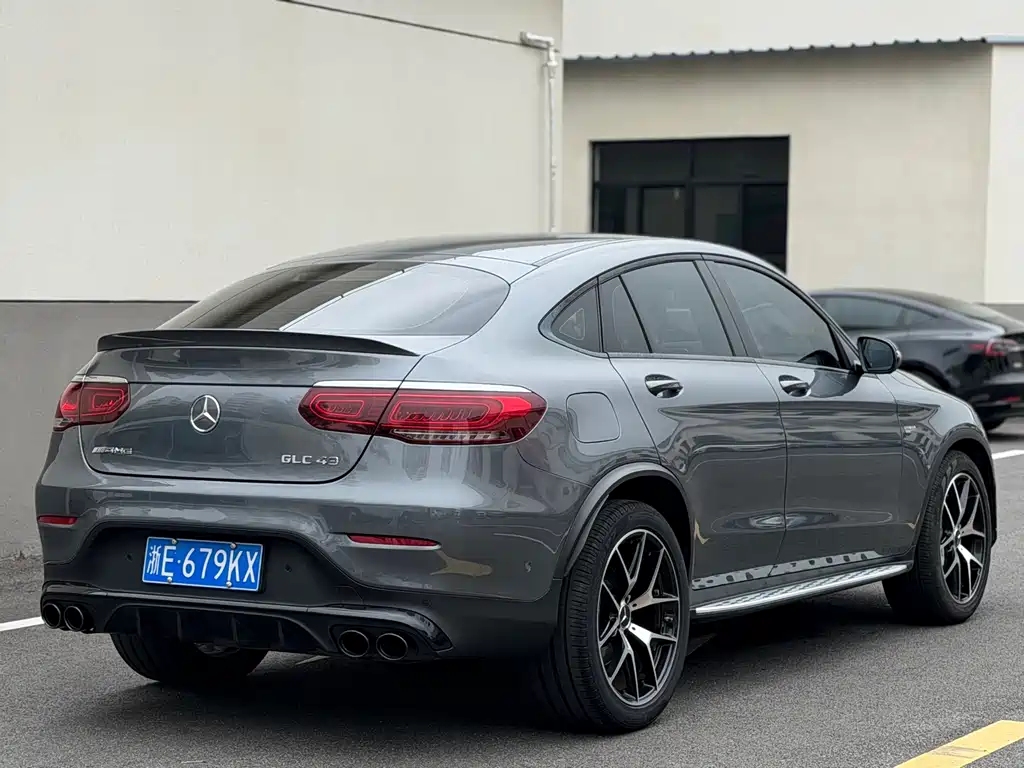 Mercedes-Benz GLC Coupe AMG — фото 5