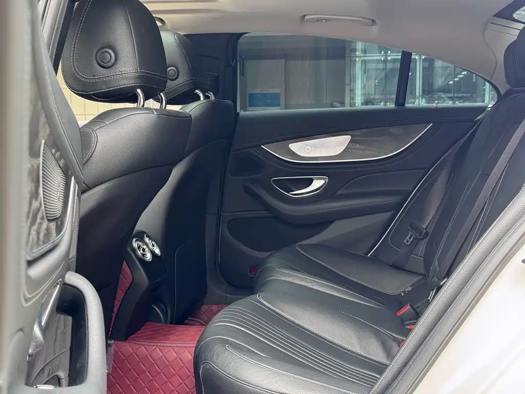 Mercedes-Benz CLS — фото 14