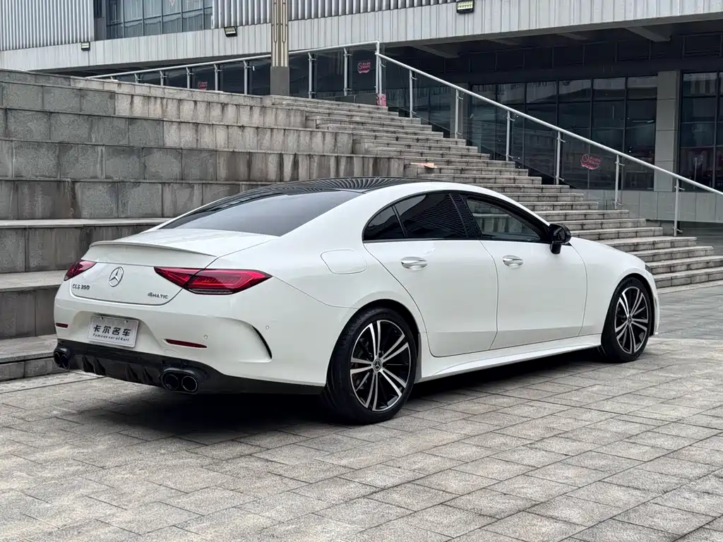 Mercedes-Benz CLS — фото 4