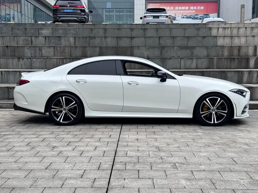 Mercedes-Benz CLS — фото 6