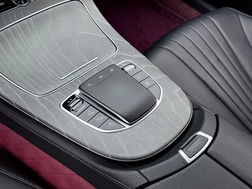 Mercedes-Benz CLS — фото 10