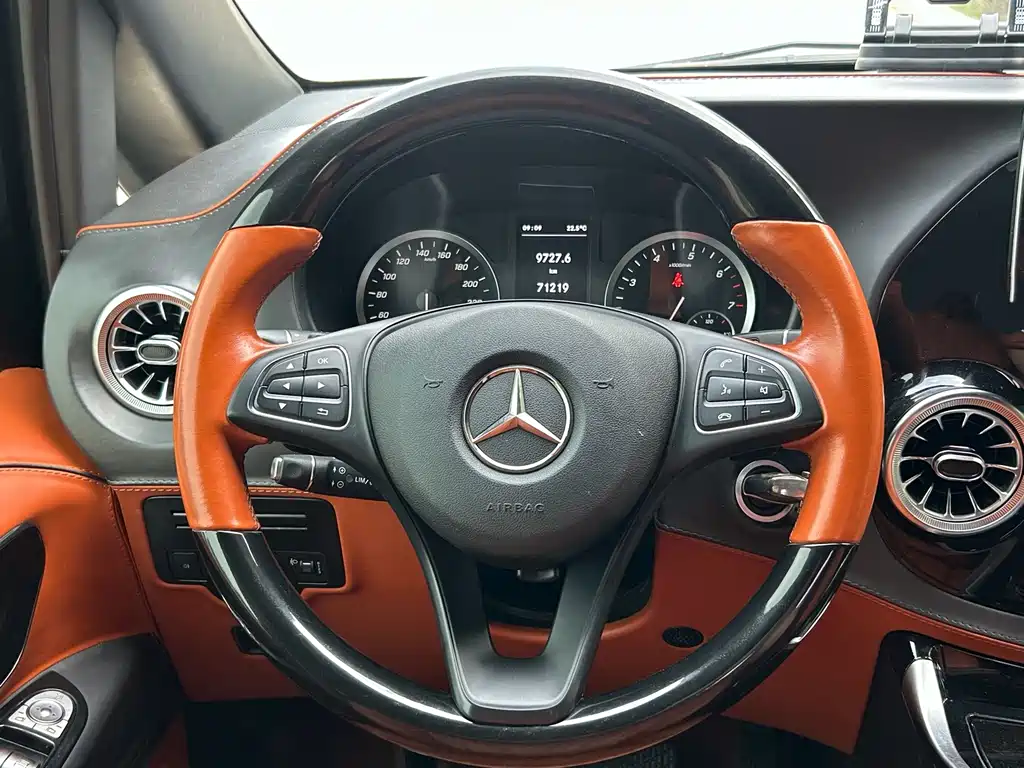 Mercedes-Benz Vito — фото 5