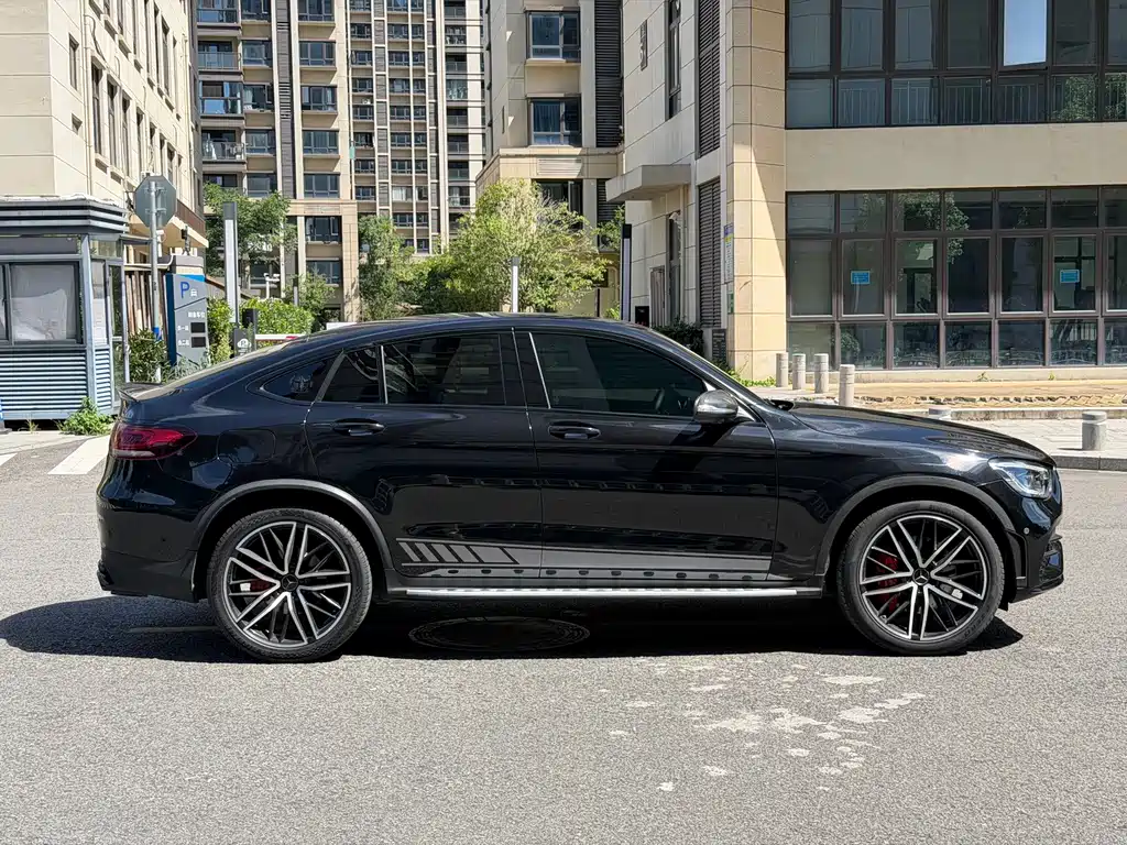 Mercedes-Benz GLC AMG — фото 20