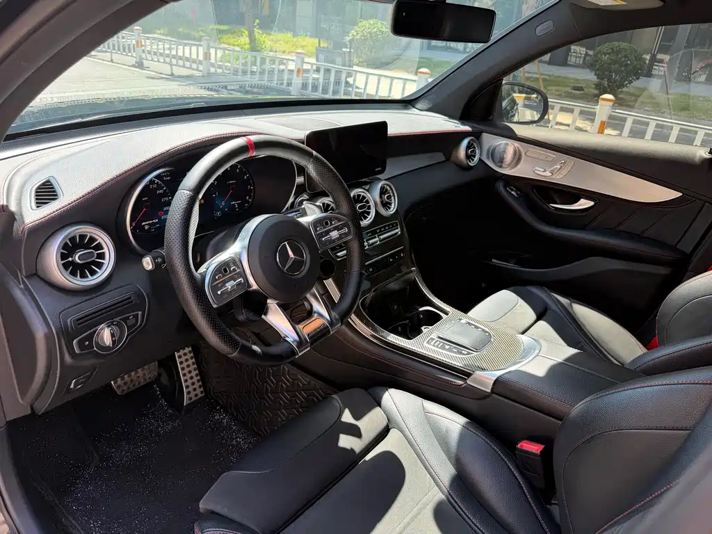 Mercedes-Benz GLC AMG — фото 8