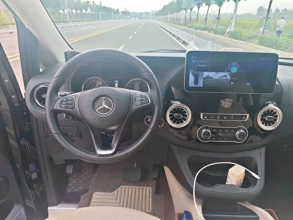 Mercedes-Benz Vito — фото 11