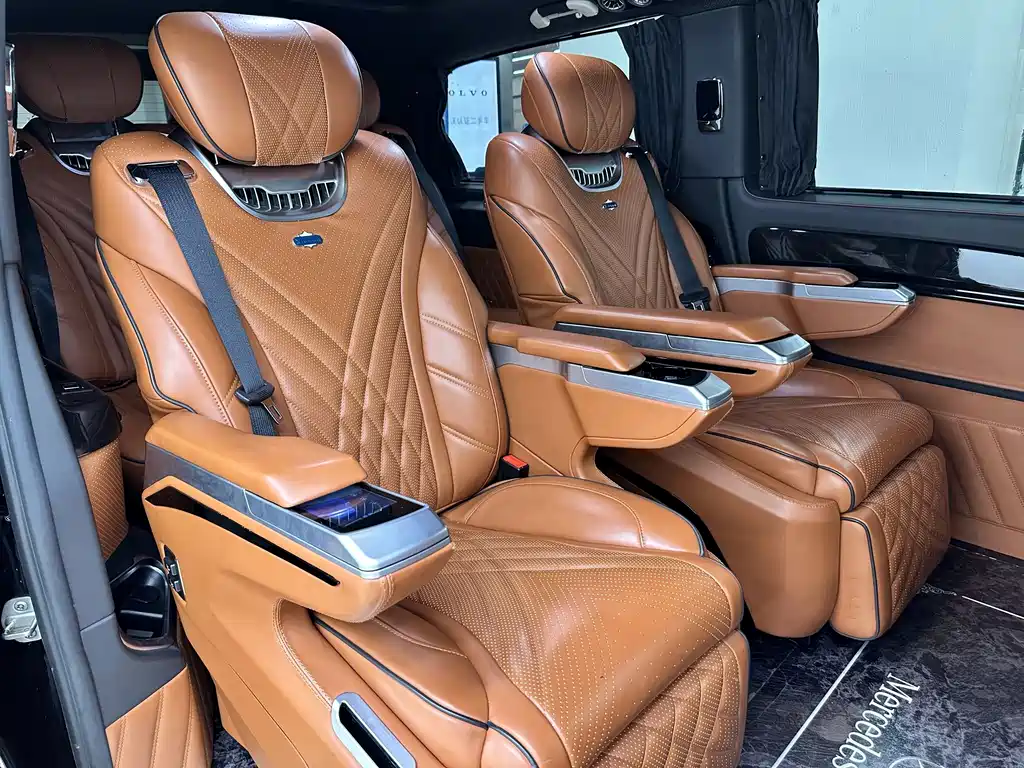 Mercedes-Benz Vito — фото 24