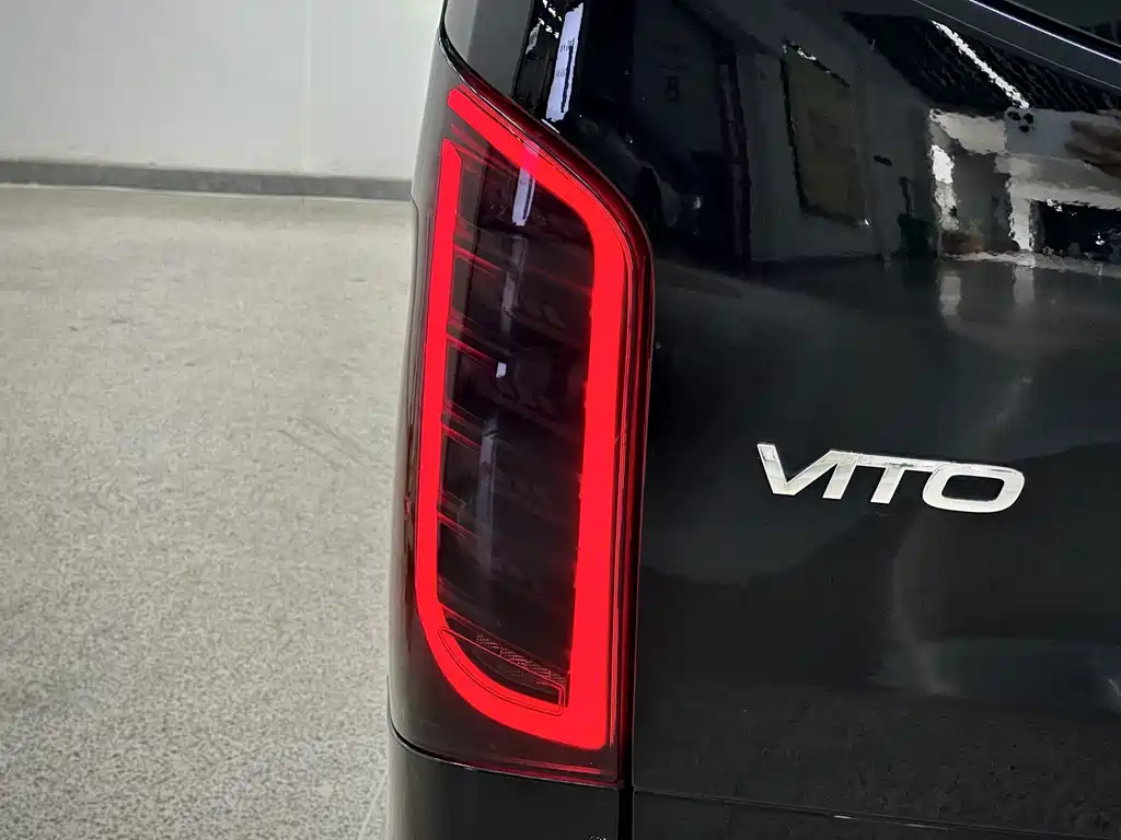 Mercedes-Benz Vito — фото 39