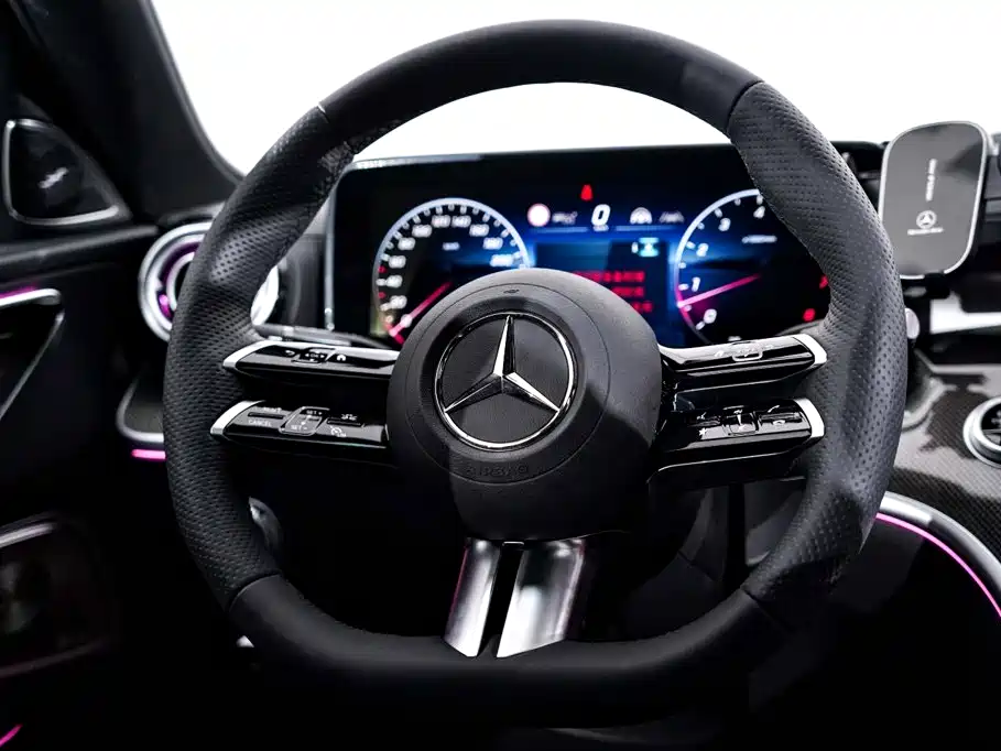 Mercedes-Benz C-Class — фото 15
