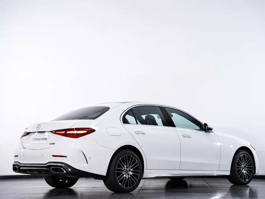 Mercedes-Benz C-Class — фото 6