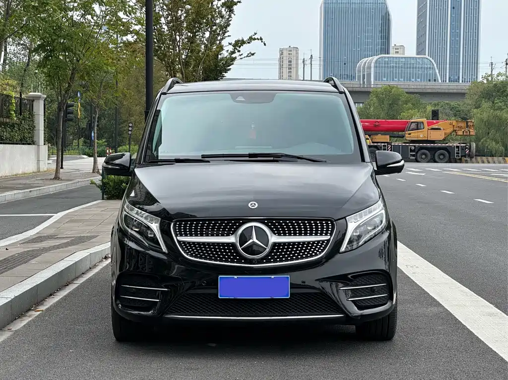 Mercedes-Benz V-Class — фото 2