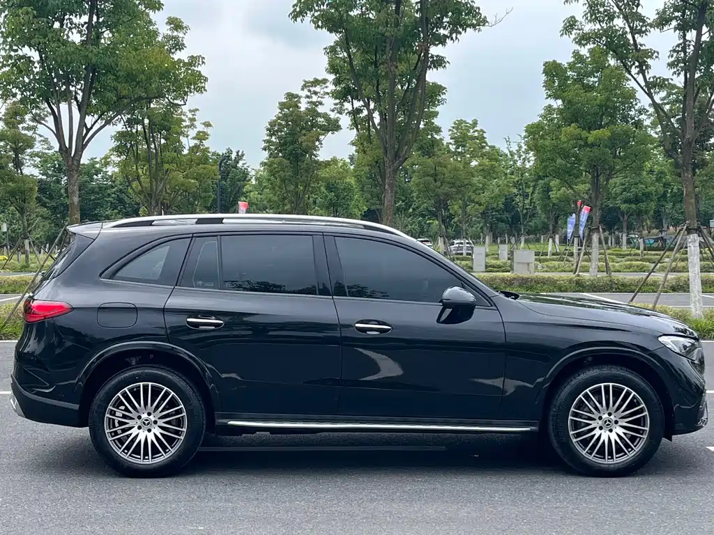 Mercedes-Benz GLC — фото 3