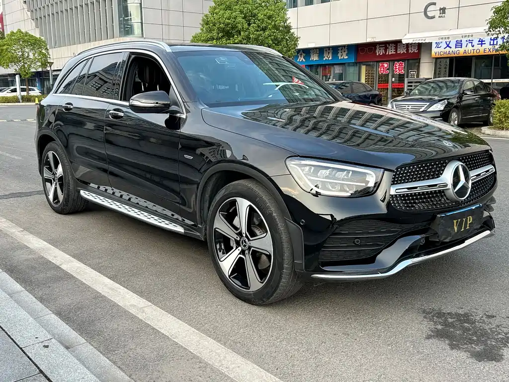 Mercedes-Benz GLC — фото 3