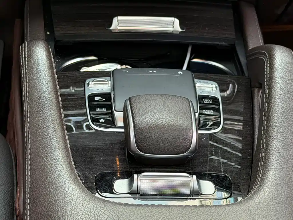 Mercedes-Benz GLE (Import) — фото 11