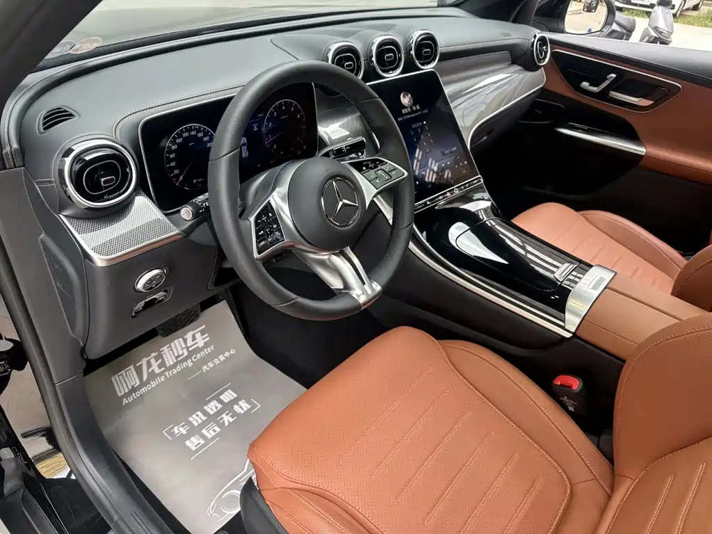 Mercedes-Benz GLC — фото 10