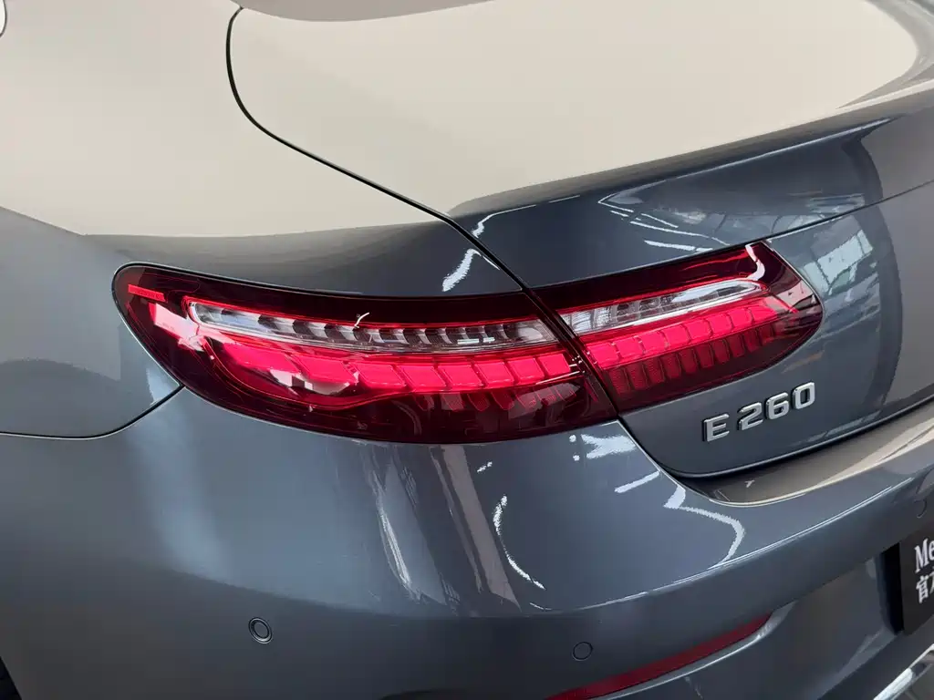 Mercedes-Benz E-Class (Import) — фото 21
