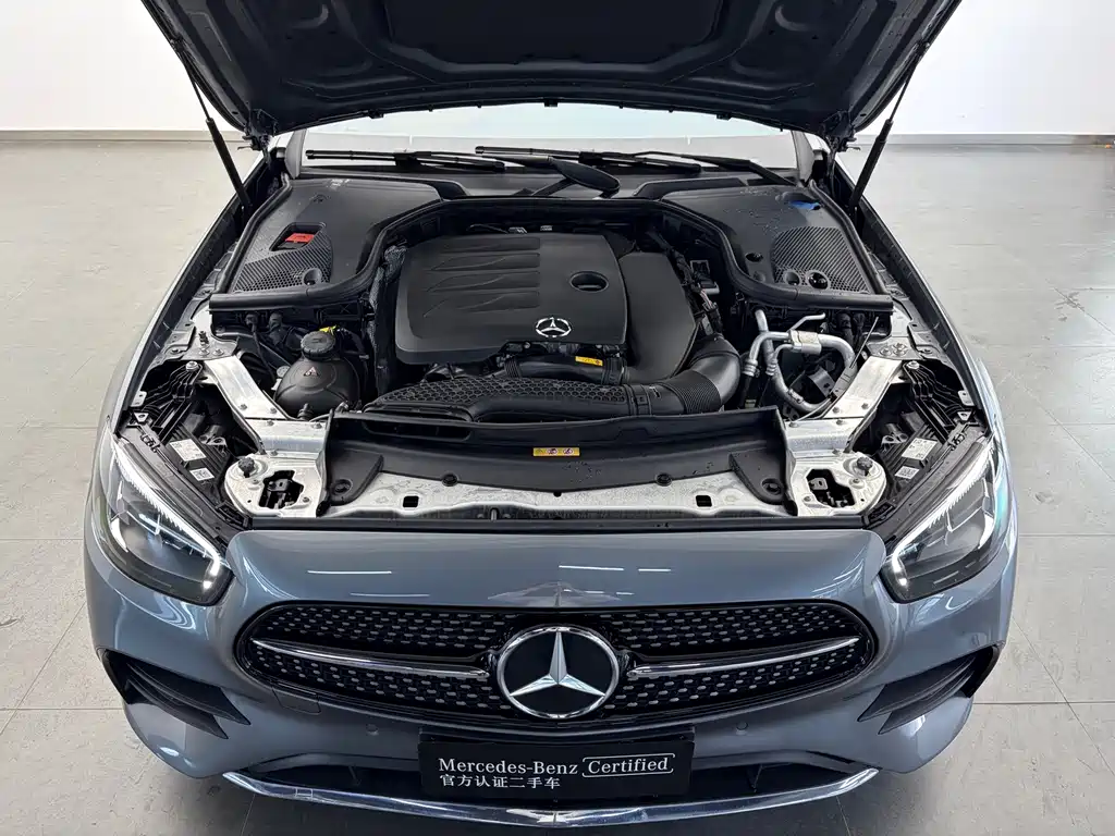 Mercedes-Benz E-Class (Import) — фото 23
