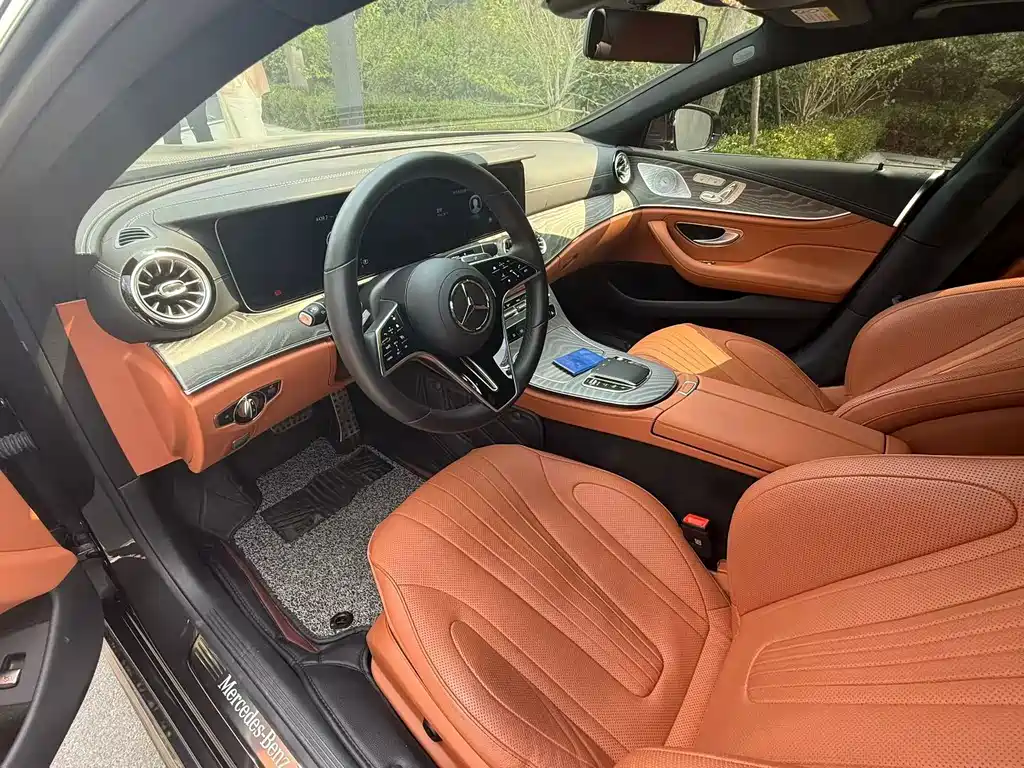 Mercedes-Benz CLS — фото 4