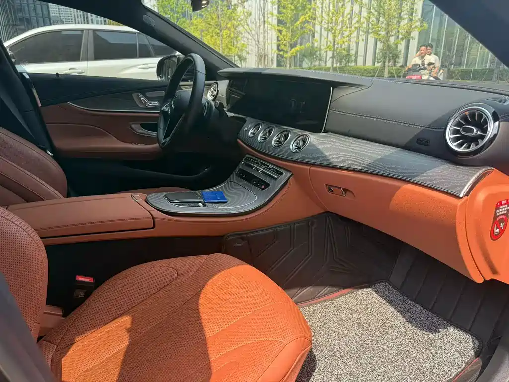 Mercedes-Benz CLS — фото 5