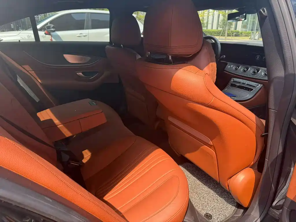 Mercedes-Benz CLS — фото 7