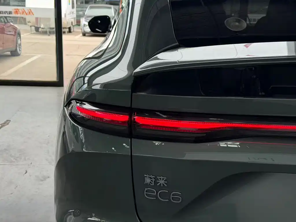 NIO EC6 — фото 18