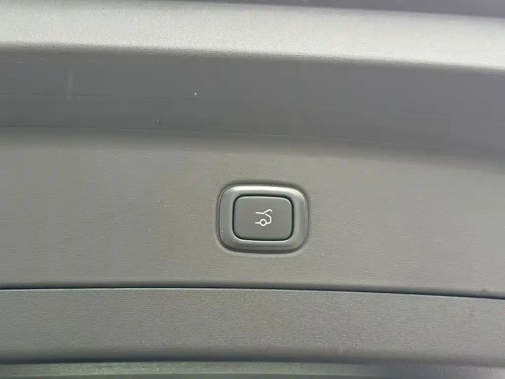 NIO EC7 — фото 18