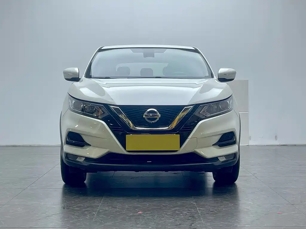 Nissan Qashqai — фото 2