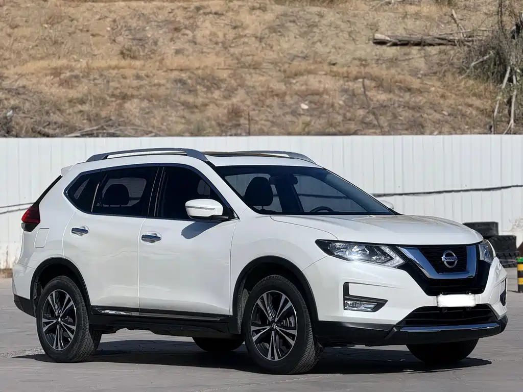 Nissan X-Trail — фото 3