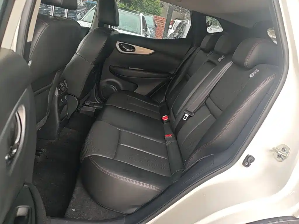 Nissan Qashqai — фото 13