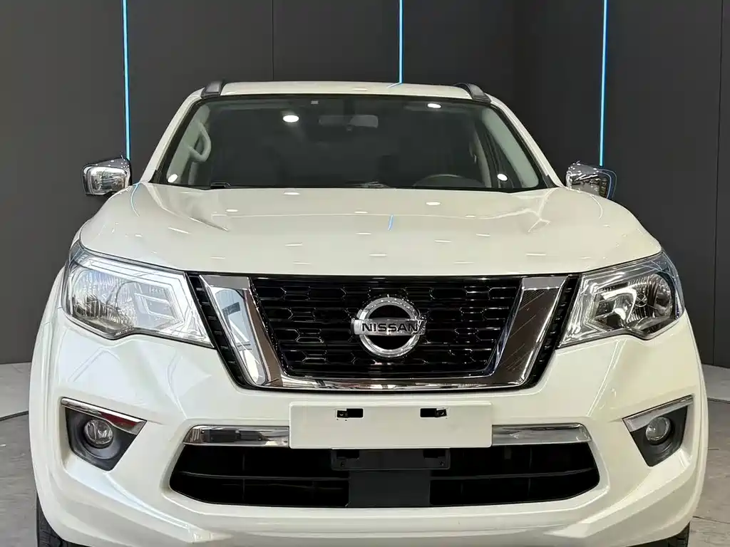 Nissan Terra — фото 2