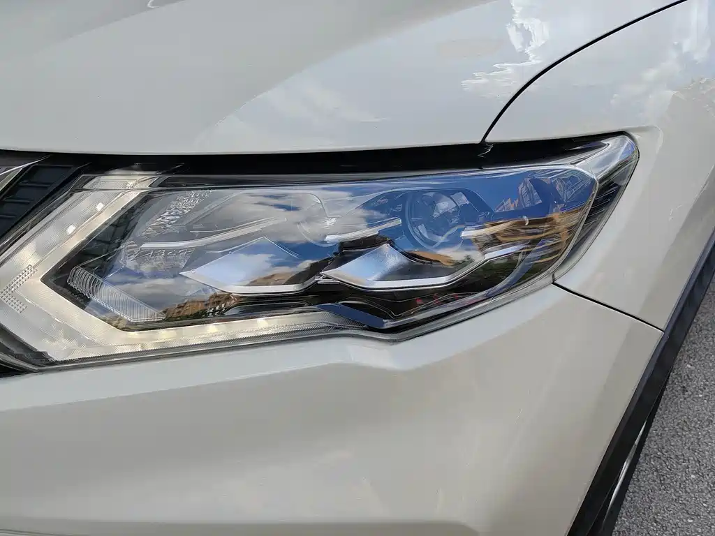 Nissan X-Trail — фото 11