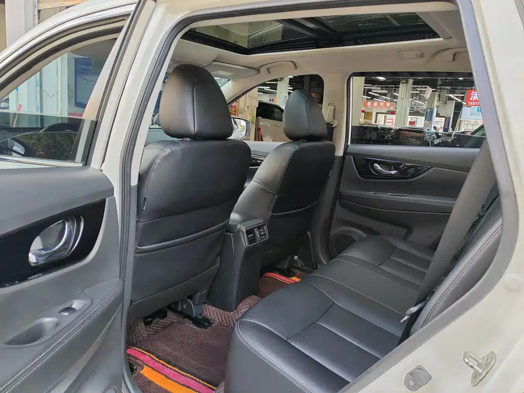 Nissan X-Trail — фото 10
