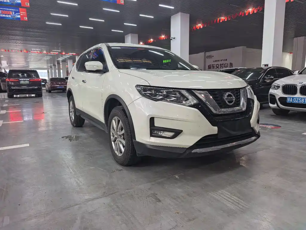Nissan X-Trail — фото 3