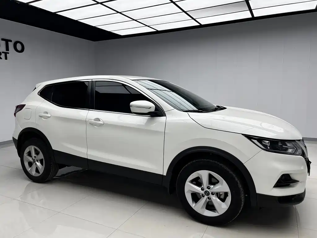 Nissan Qashqai — фото 3