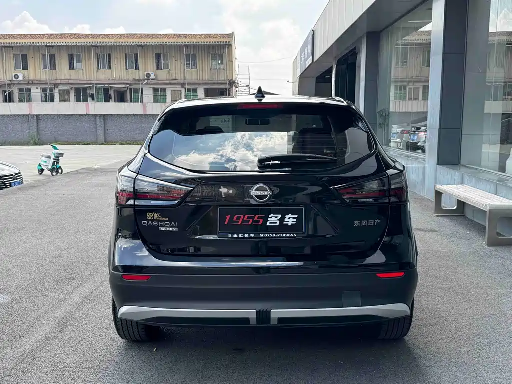 Nissan Qashqai — фото 8