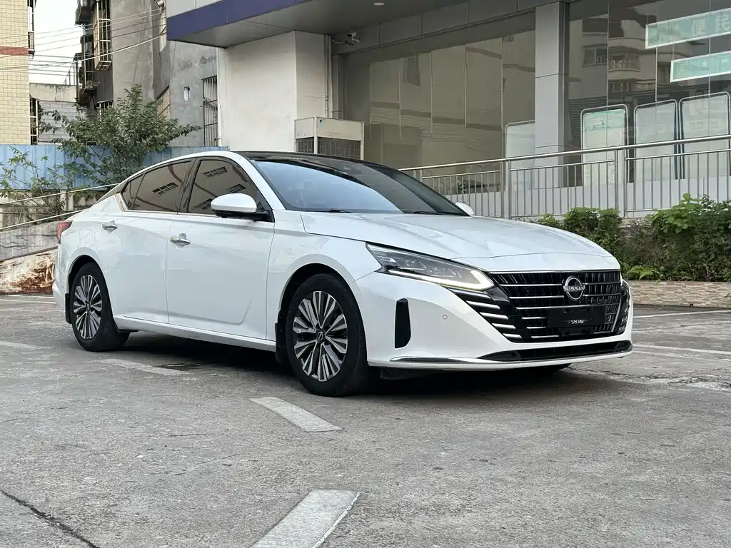 Nissan Teana — фото 3