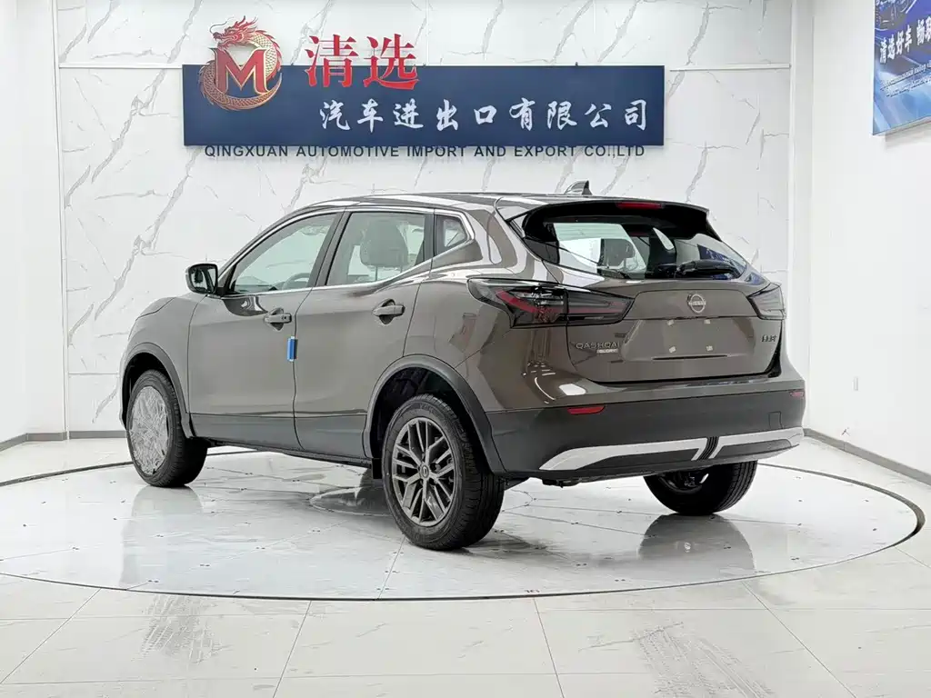 Nissan Qashqai — фото 4