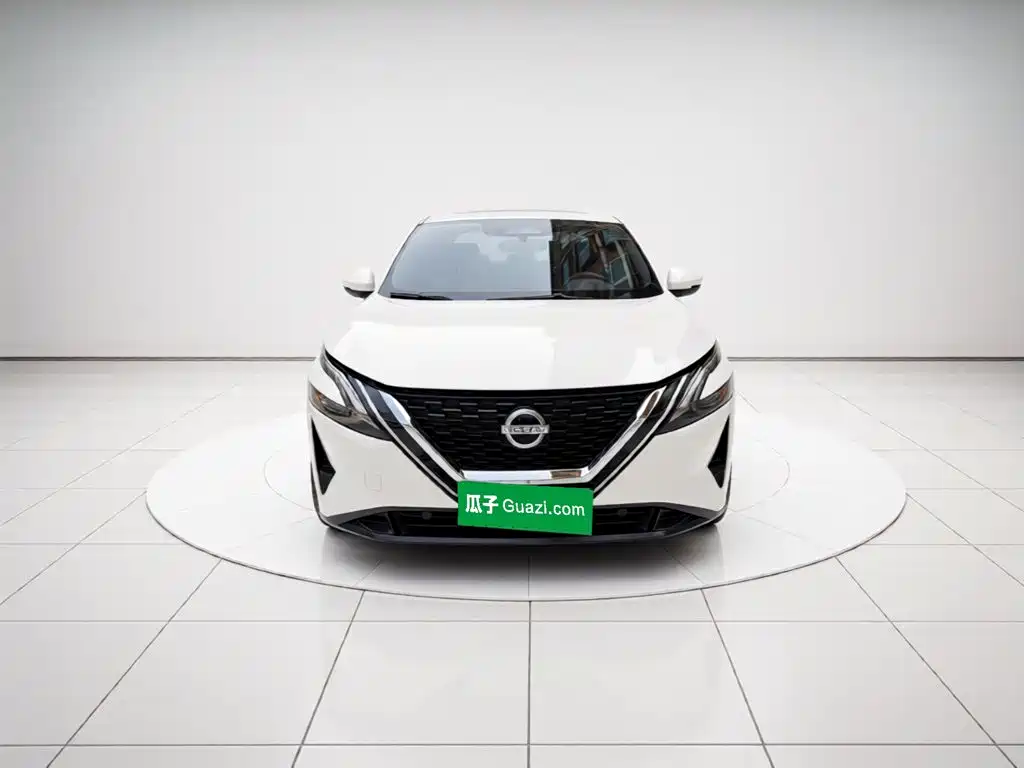 Nissan Qashqai — фото 2
